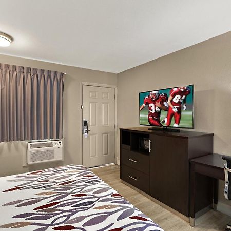 Red Roof Inn Redding Extérieur photo